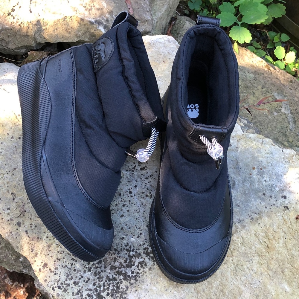 New Sorel Women's Out N About IV Puffy Waterproof Boot sz 8.5